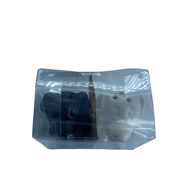 Ceramic Dog Shaped Salt & Pepper Shaker Set Black White 2.5" Tall Gift Boxed NWO - Picture 4 of 5